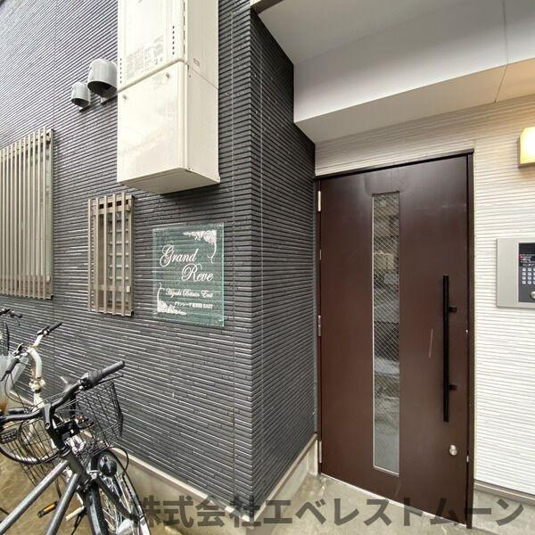 グランレーヴ東別院EASTのエントランス|エントランスです