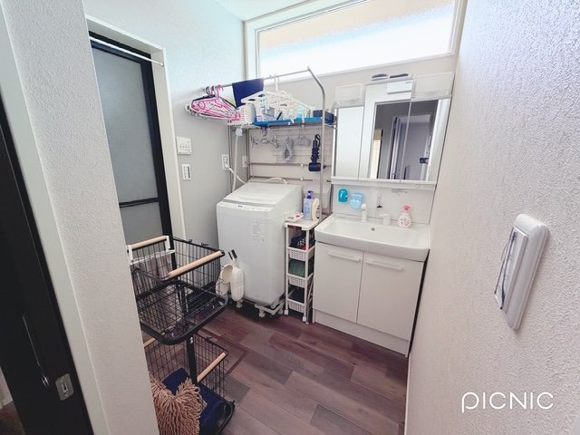 戸建　西脇市黒田庄町黒田の洗面所