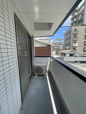 【バルコニー】パイン神戸元町