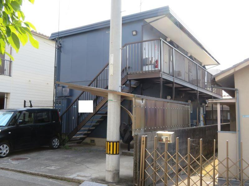 松山市枝松２丁目の一棟アパート