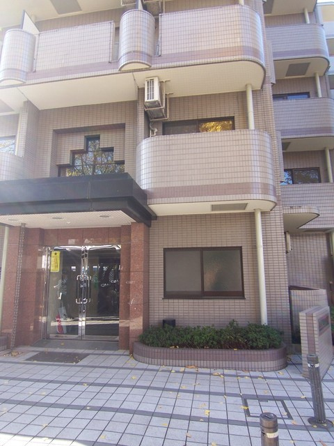 ★建物入り口★