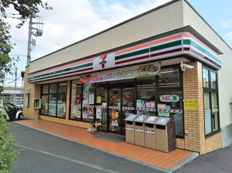 セブンイレブン 足立西綾瀬3丁目店まで240ｍ