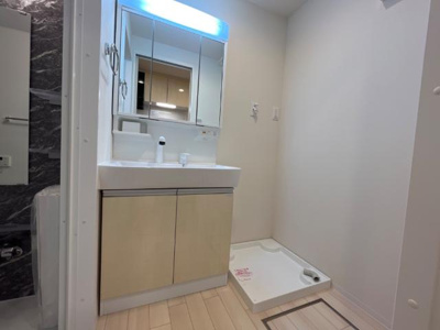 【洗面所】 | カンパニュラ | 洗面