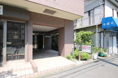建物入口