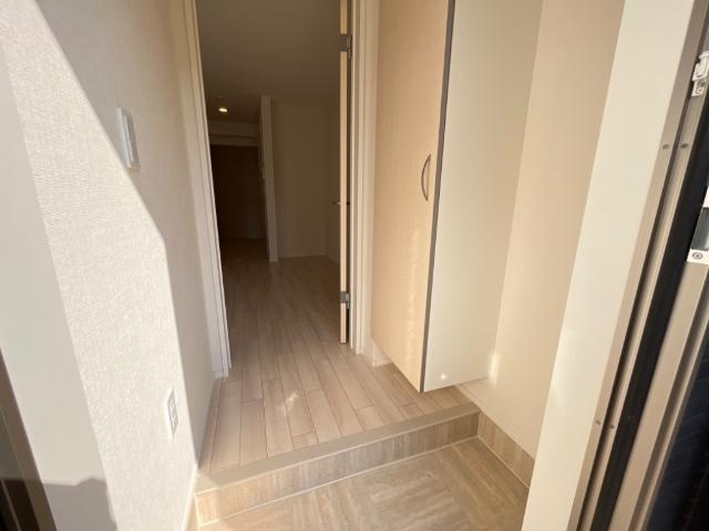 ルナ　クレセンテⅢの玄関|玄関