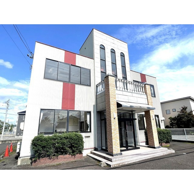 本巣郡北方町芝原中町３丁目の事務所