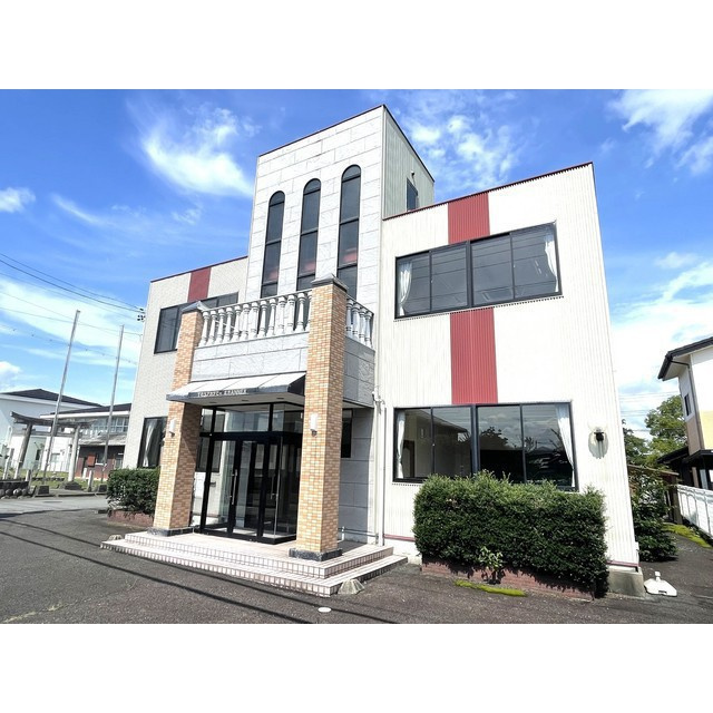 本巣郡北方町芝原中町３丁目の事務所の外観