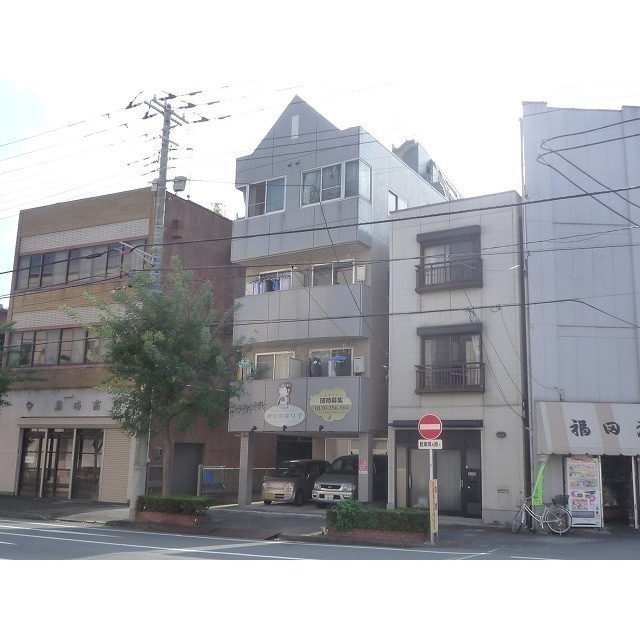 メゾン白銀のエントランス