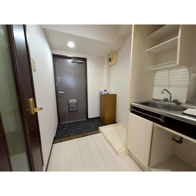 御殿町ハイツ　Ａの玄関