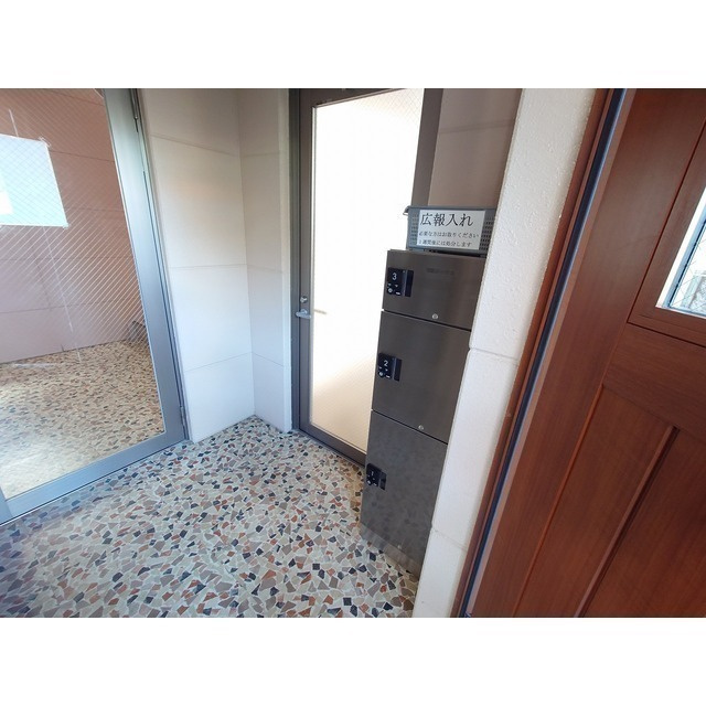 エスペシア華Ⅱのエントランス