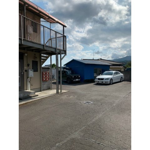 シティハイムカツマタの駐車場