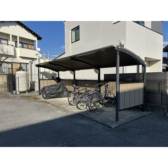 アビターレ上土狩の駐車場