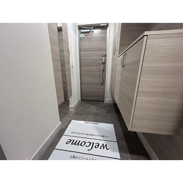 ＤｉｏｓＰｅｒｓｉｍｍｏｎ長泉Ⅱ棟の玄関