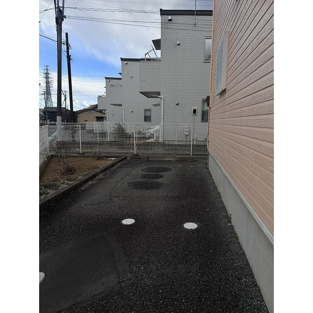 メゾネットＹＯＫＯの駐車場