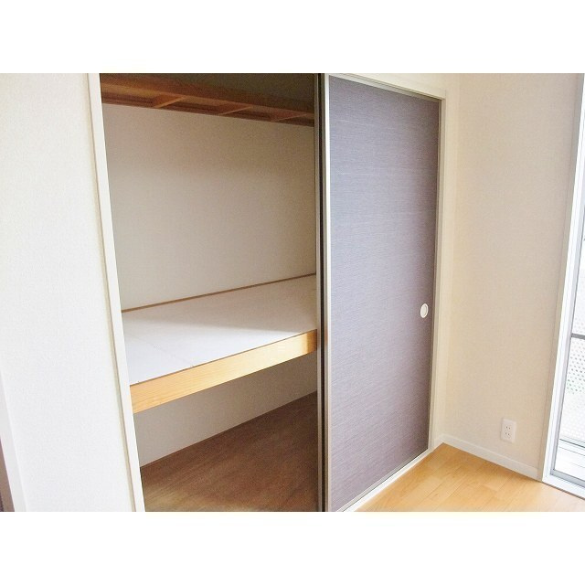 パークヒルズ　ＣＤＥの収納