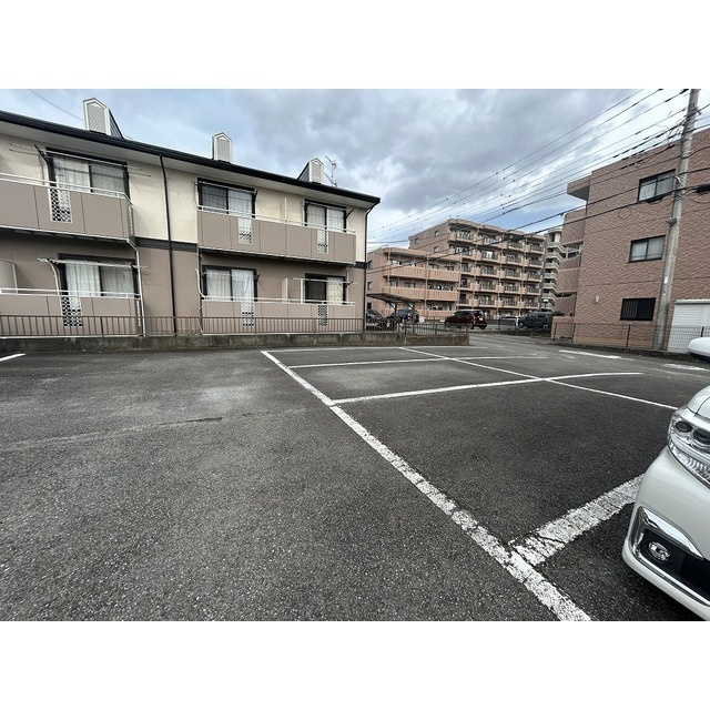 セジュールＫの駐車場