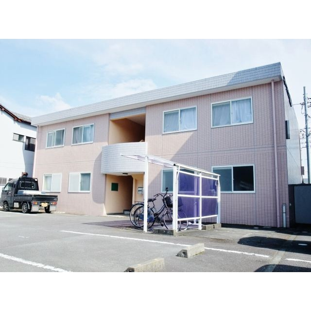 ストークハウス園田の外観