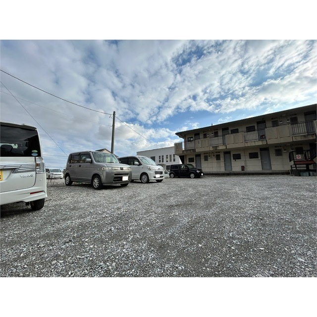 プチベール竹田の駐車場