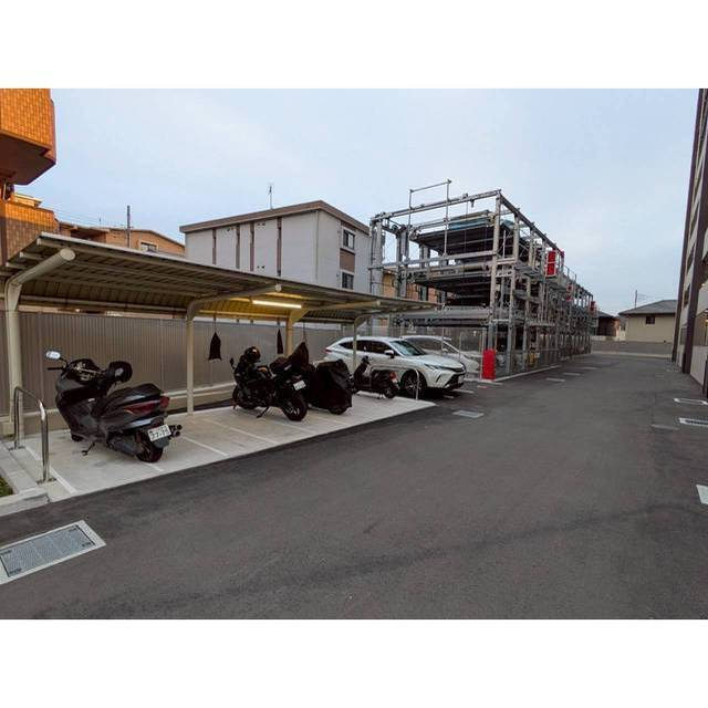 アルファステイツ長泉Ⅱ602の駐車場