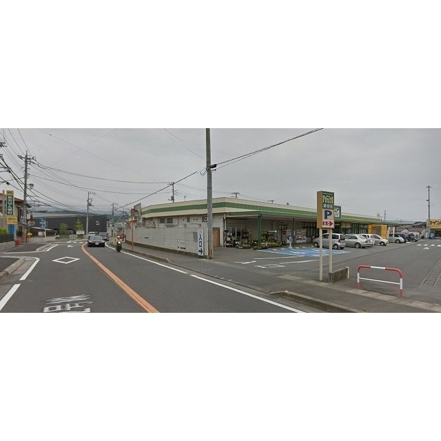 ロイヤルキャビンの周辺|スーパー「ポテト錦田店まで455m」