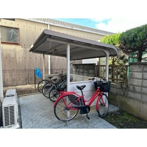 Ａｌ　Ｒｅｓｃｈａのその他