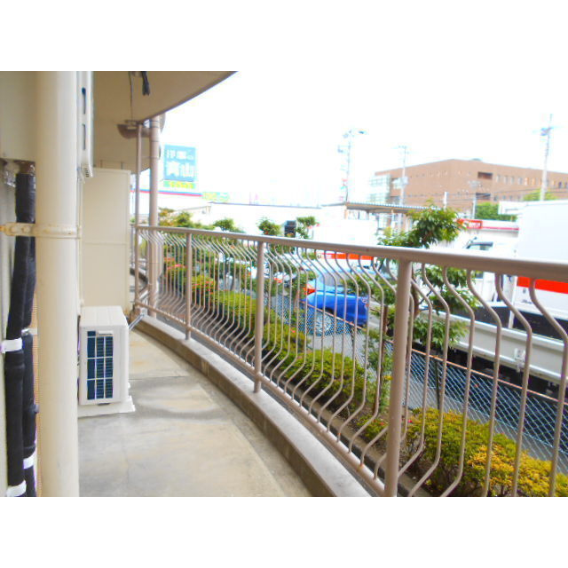 駅北マンション　Ａ棟のバルコニー