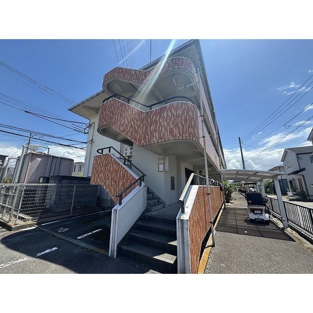 木瀬川リバーサイドマンションのエントランス