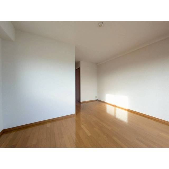 ハピデンス西本町の玄関