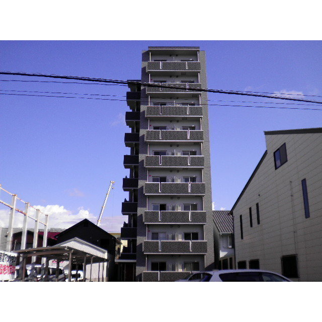 ハピデンス西本町の外観