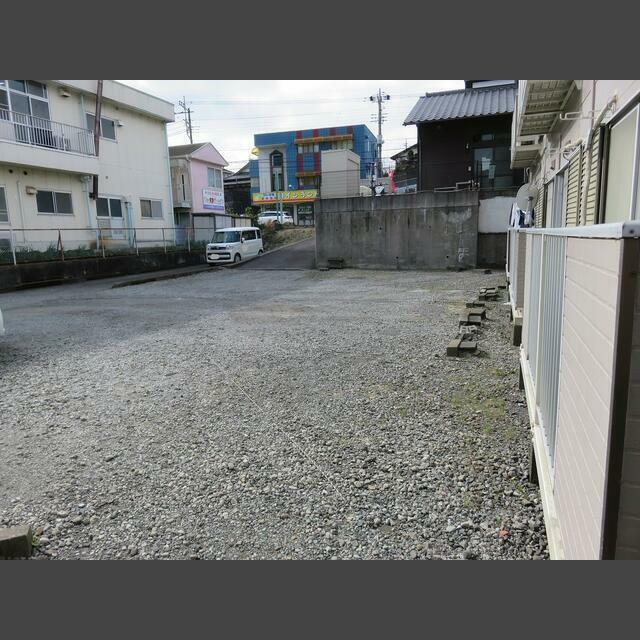 サンハイツ徳倉　Ａのエントランス