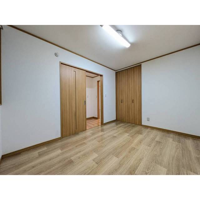 ストークハイツ志茂の玄関