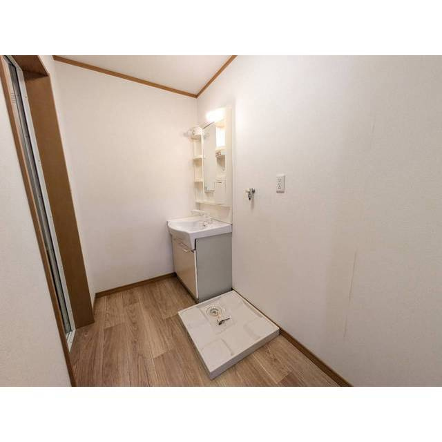 ストークハイツ志茂の洗面所