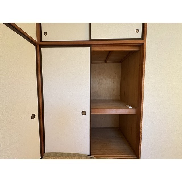 岩崎ハイツの収納