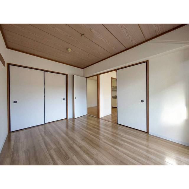 ストークハウス岩崎　Ａの収納
