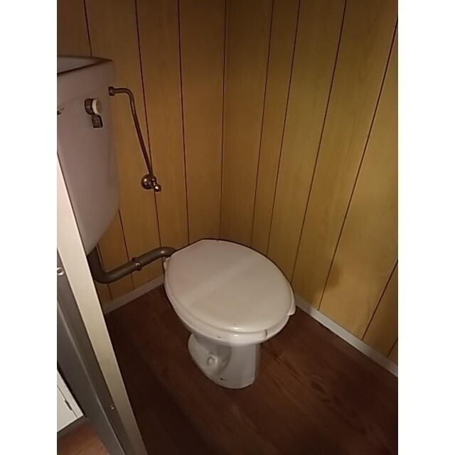 ホワイトハイツ名倉のトイレ