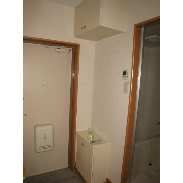 グローリアレジデンスの玄関
