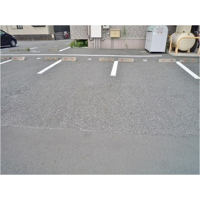アンペルールＫｅｉの駐車場