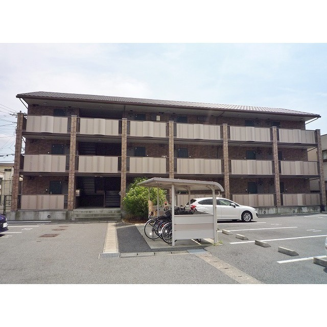 クレールＴＫの駐車場