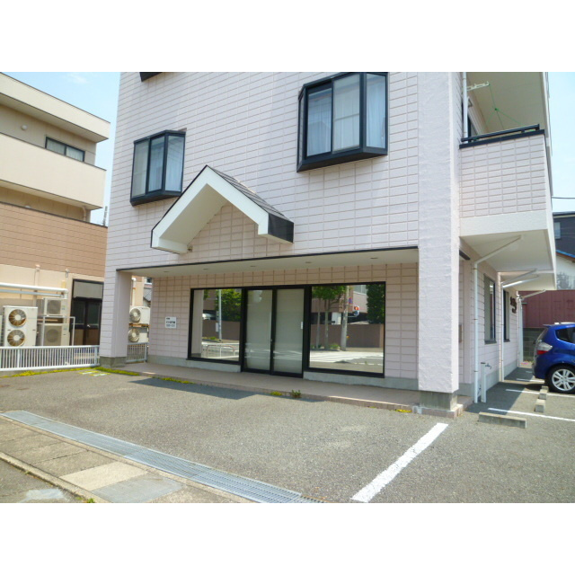 サンヴィレッジ沼北の駐車場