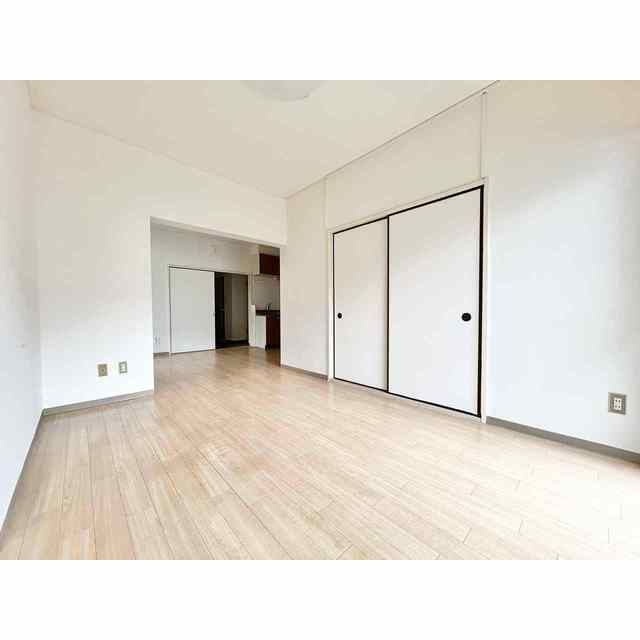 マンション名倉の居間・リビング