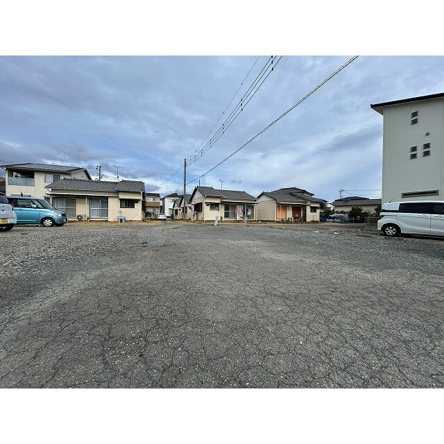杉山戸建の駐車場