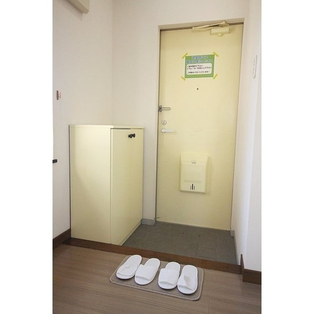 加藤ハイツ　中の玄関