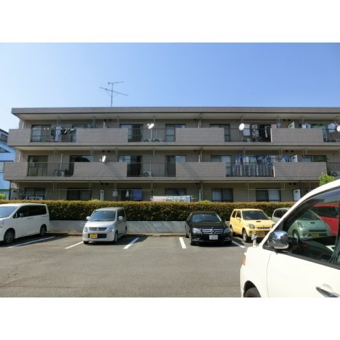 レヂデンス石井　Ｎの駐車場