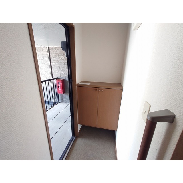 セジュールオサダ　３号館の玄関