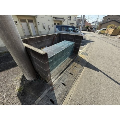 キャベツハウスのその他|敷地内ゴミ捨て場