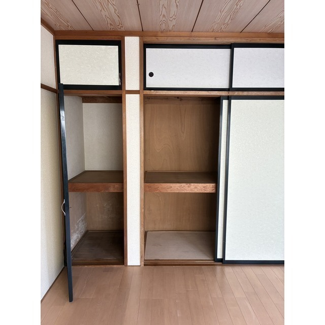 シティハイツタカザワの収納