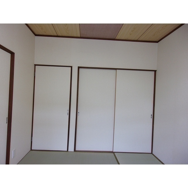 リバーサイド　とくらの収納