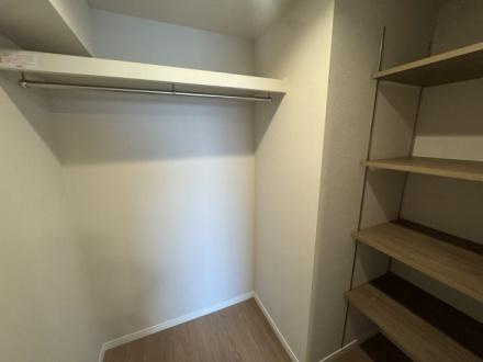 日商岩井香里ケ丘マンション　中古 マンションの収納