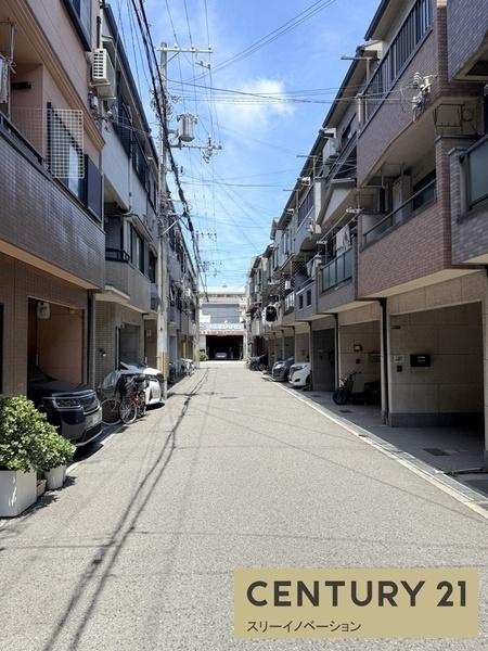 南恩加島1丁目中古戸建の前面道路含む現地写真
