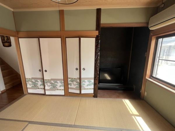 北葛城郡上牧町松里園２丁目　中古戸建の和室
